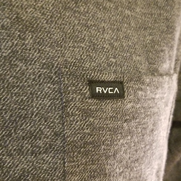 MEN'S RVCA GREY GET RHYTHM LONG SLEEVE BUTTON DOWN - Picture 2 of 3
